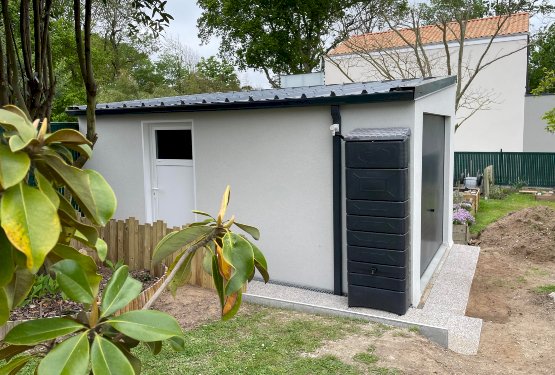 Garage en béton enduit